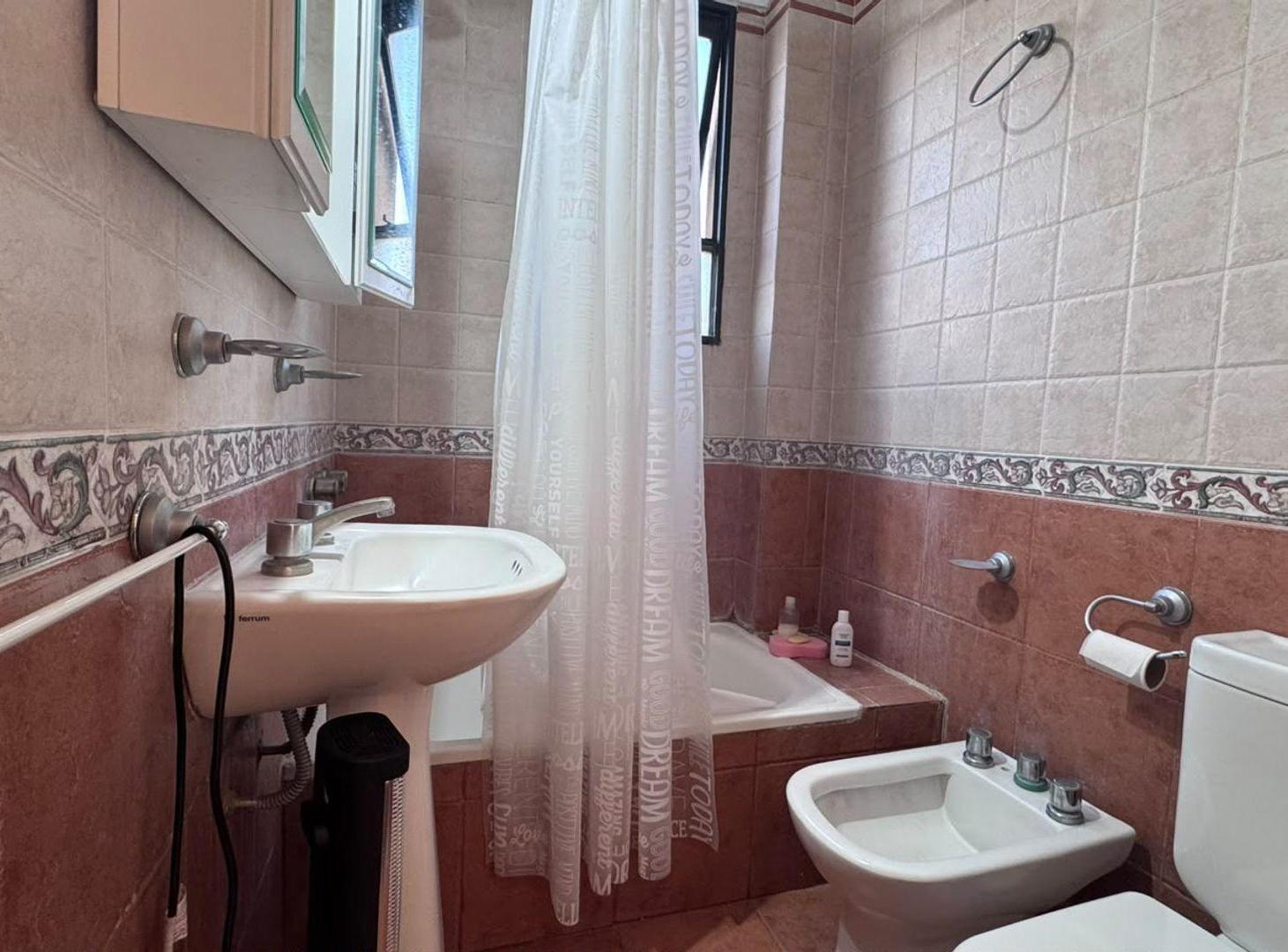 Foto de DEPARTAMENTO 1 DORMITORIO EN VENTA, imagen 4