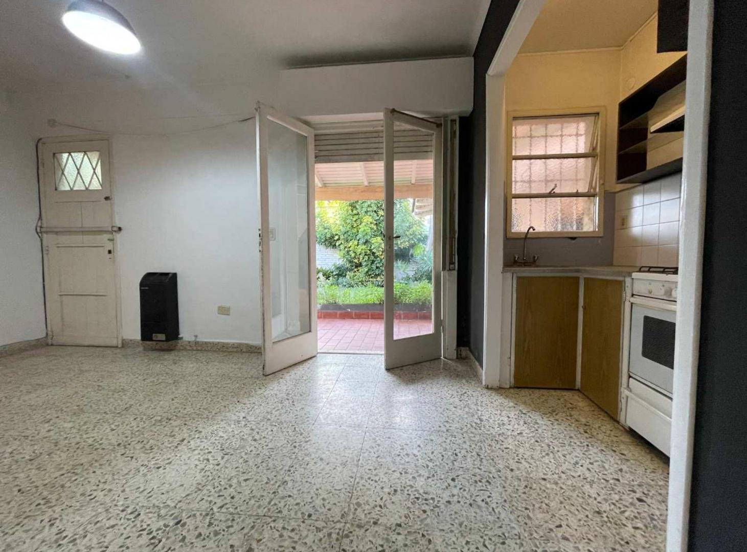 Foto de Casa en VENTA 3 dorm. patio y parrilla en Tolosa, imagen 2