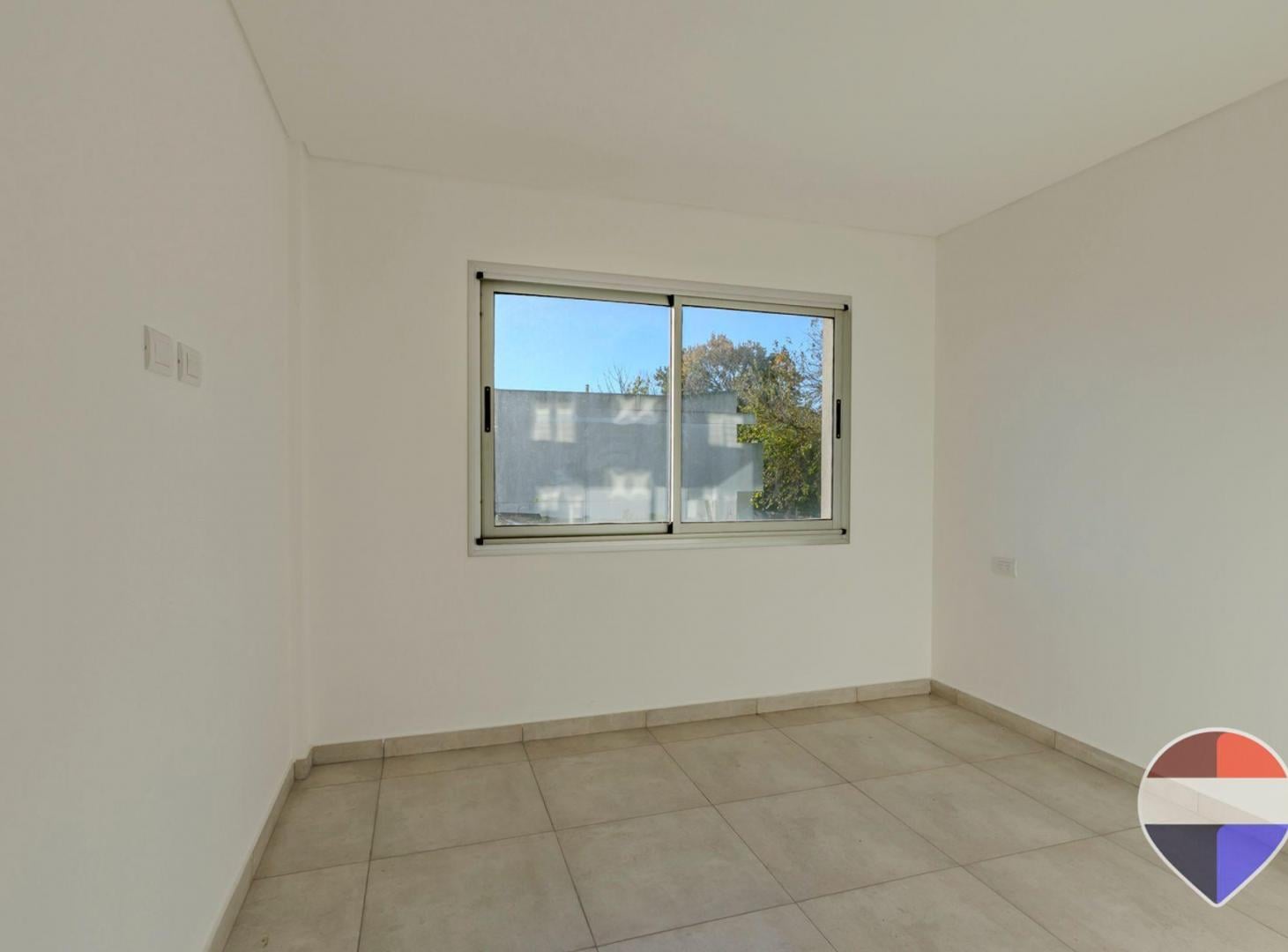 Foto de VENTA Departamento 2 ambientes BERAZATEGUI, imagen 5