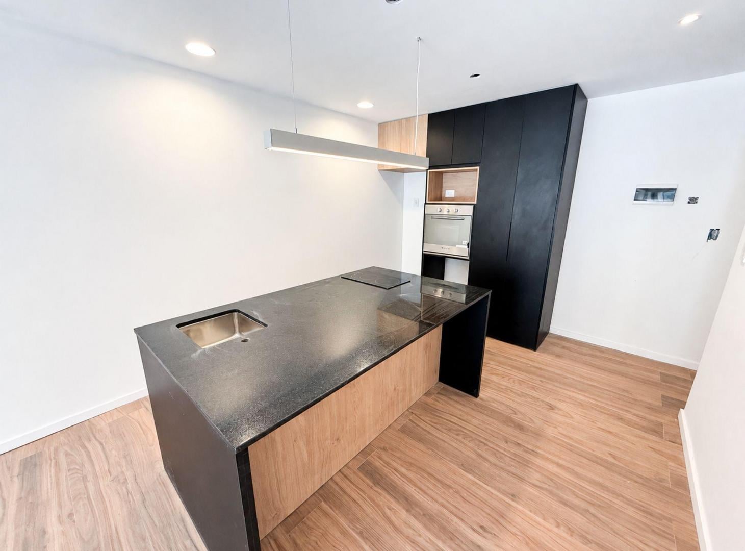 Foto de DEPARTAMENTO EN VENTA EN LA PLATA, imagen 1