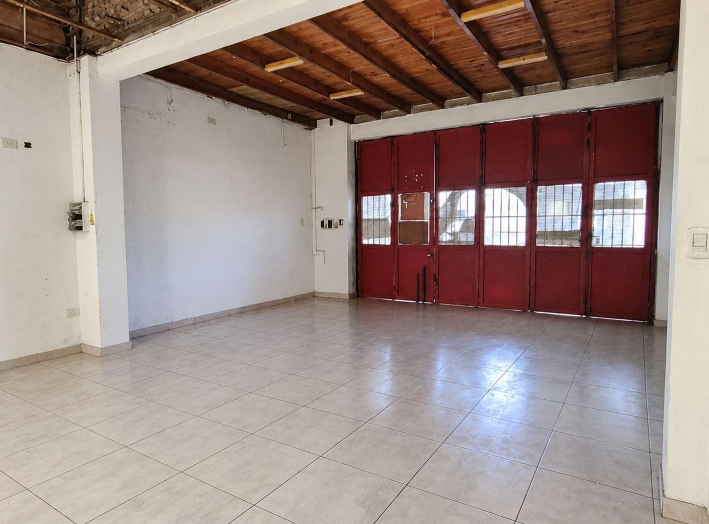 Foto de GALPÓN EN VENTA LA PLATA, imagen 1