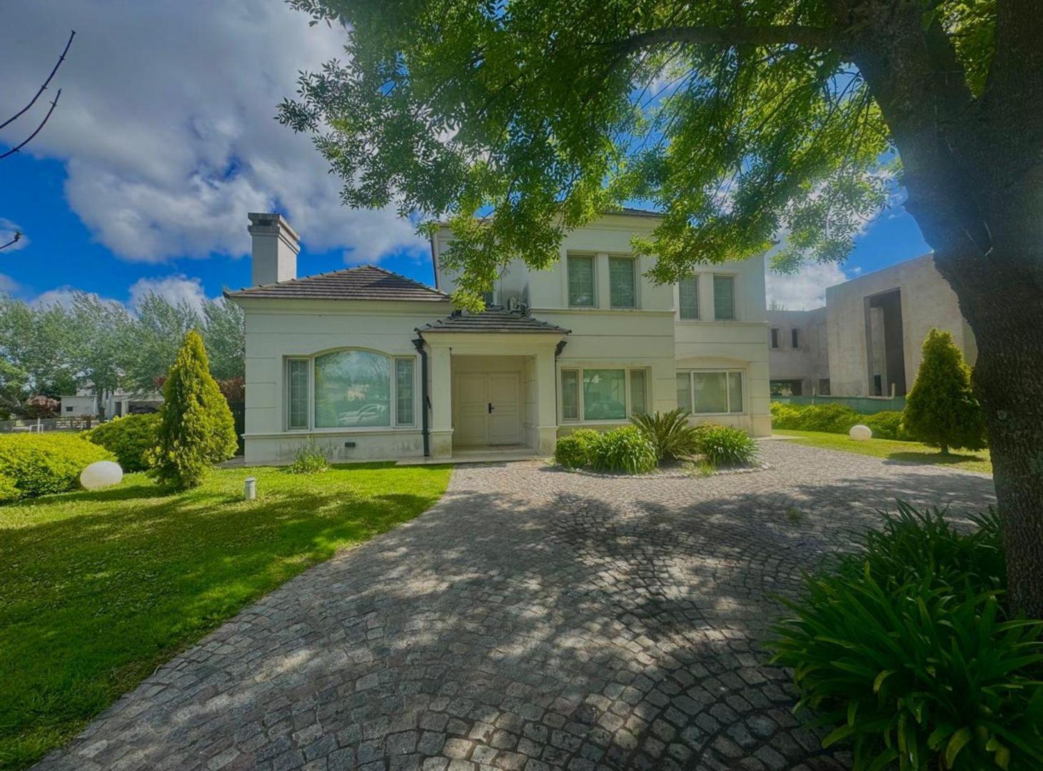 Foto de Casa a la venta en Haras del Sur II, imagen 2