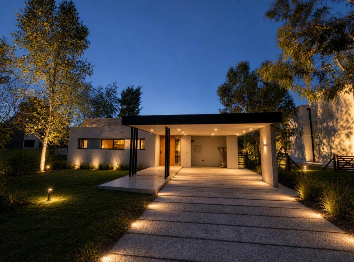 Foto de CASA EN VENTA EN MIRALAGOS, imagen 1