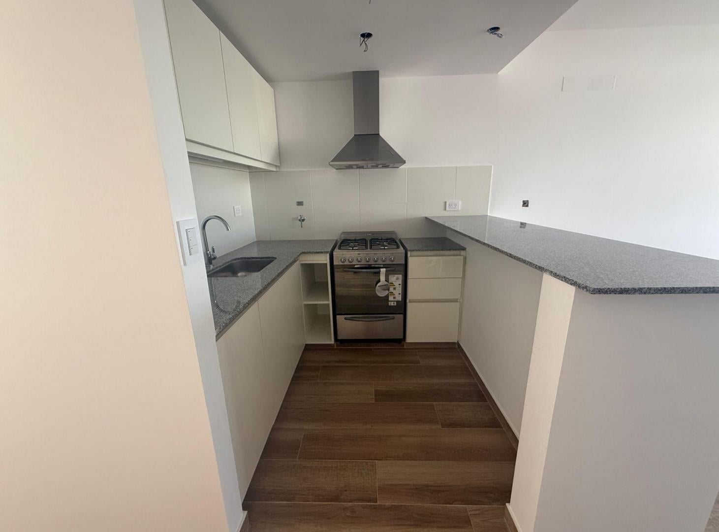 Foto de DEPARTAMENTO MONOAMBIENTE VENTA A ESTRENAR LA PLAT, imagen 4