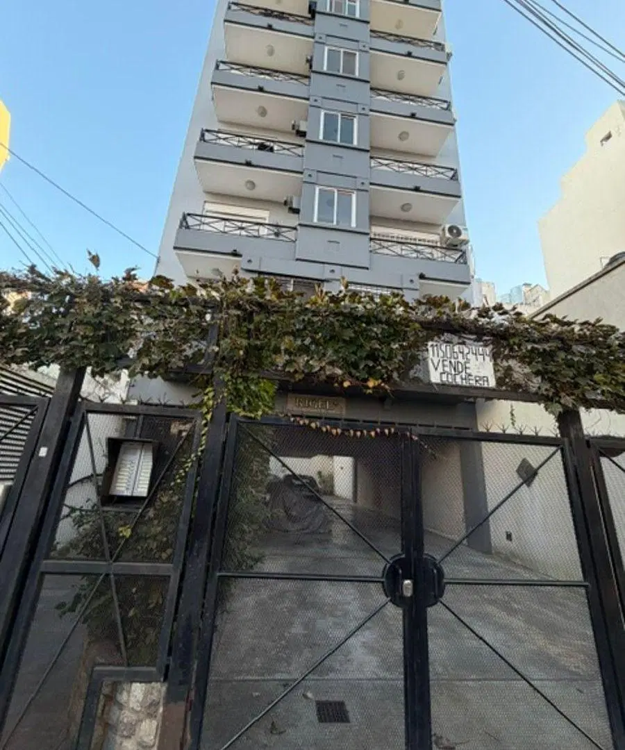 Florida M A. Alvarez al 1500 monoambiente con Balcon Alquiler $ 630.000 2
