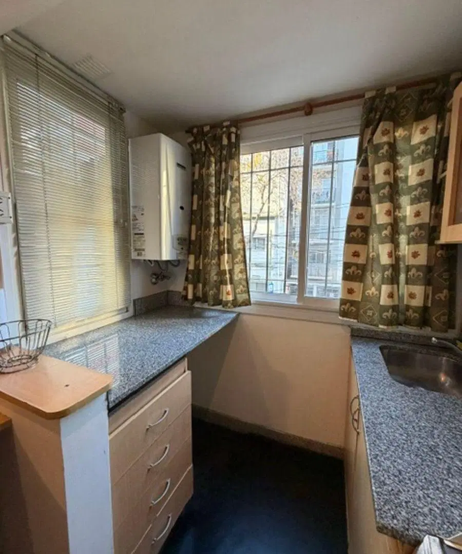 Florida M A. Alvarez al 1500 monoambiente con Balcon Alquiler $ 630.000 5