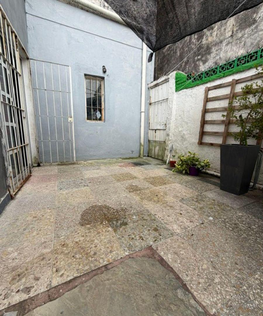 Foto de Florida M las Heras al 1800 P.H al frente para reciclar U$S 145.000, imagen 5