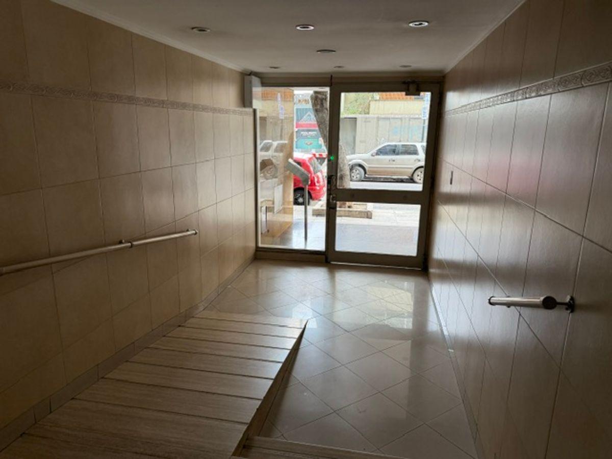Foto de Belgrano Moldel al 2800 S/Piso 3 Ambientes grandes con gran Balcon, imagen 1