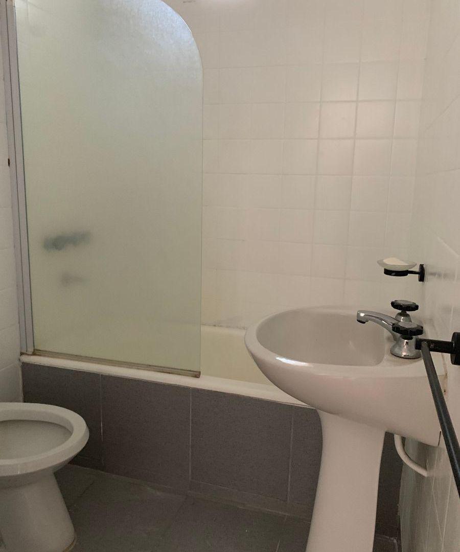 Foto de Vte Lopez sobre Libertador al 1700 2 amplios Am. con Balcon $ 800.000, imagen 3