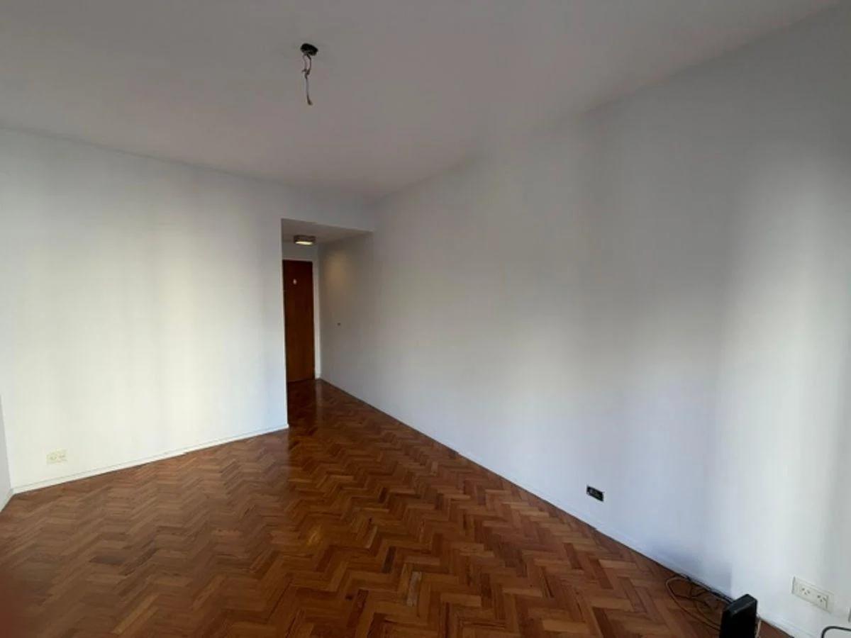 Foto de Recoleta 3 AMb reciclado con gran balcon excelente vista $ 1.200.000, imagen 3