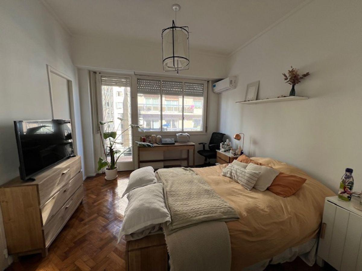 Foto de JUNCAL 1100 2 Amb con dependecias balcon U$S 115.000, imagen 1