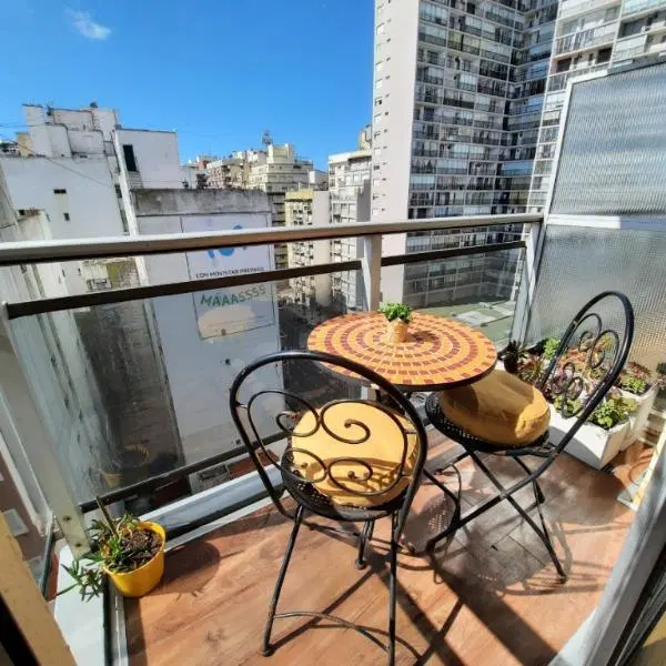 2 ambientes con balcón con vista al mar 4