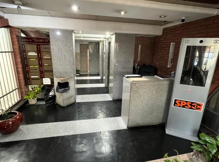 DEPARTAMENTO 2 AMB. PARA USO PROFESIONAL ZONA CENTRICA DE SAN JUSTO 5