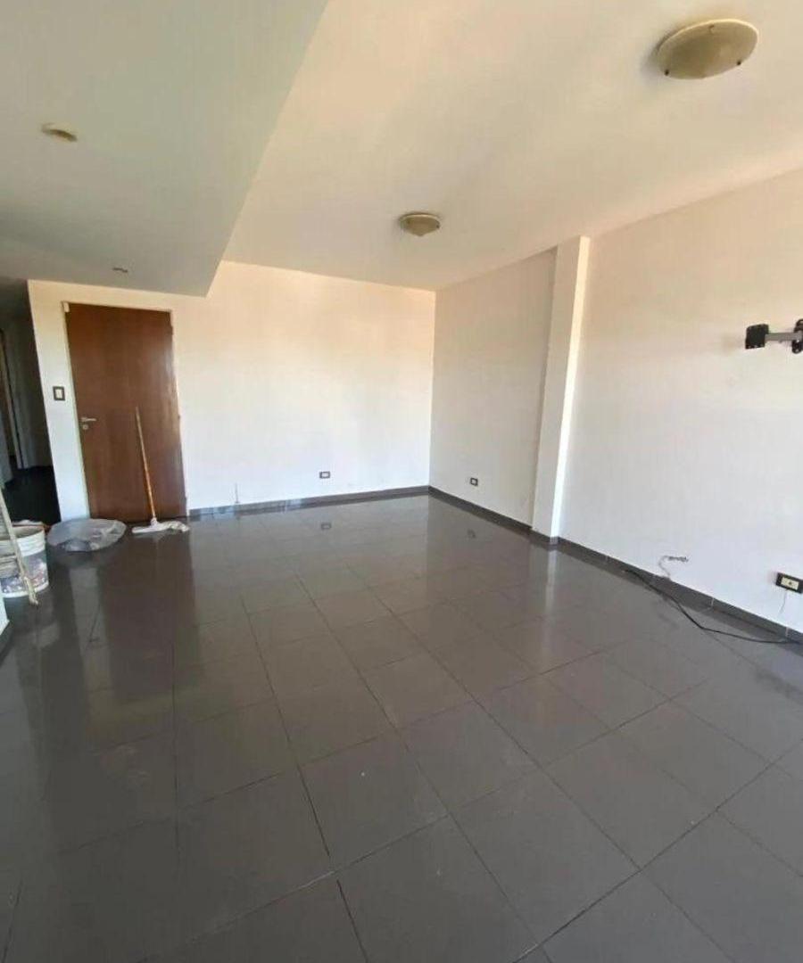 Foto de OFICINA COMERCIAL 4 AMBIENTES EN RAMOS MEJIA, imagen 2
