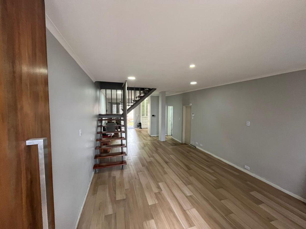 Foto de MODERNA CASA 6 AMBIENTES EN VENTA CON PISCINA RAMOS MEJIA, imagen 4