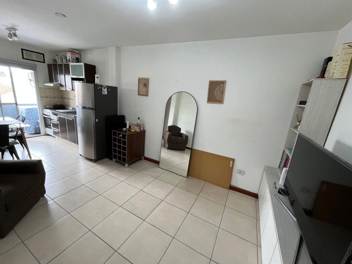Foto de VENTA 2 AMB. SOBRE CALLE BRANDSEN, imagen 1