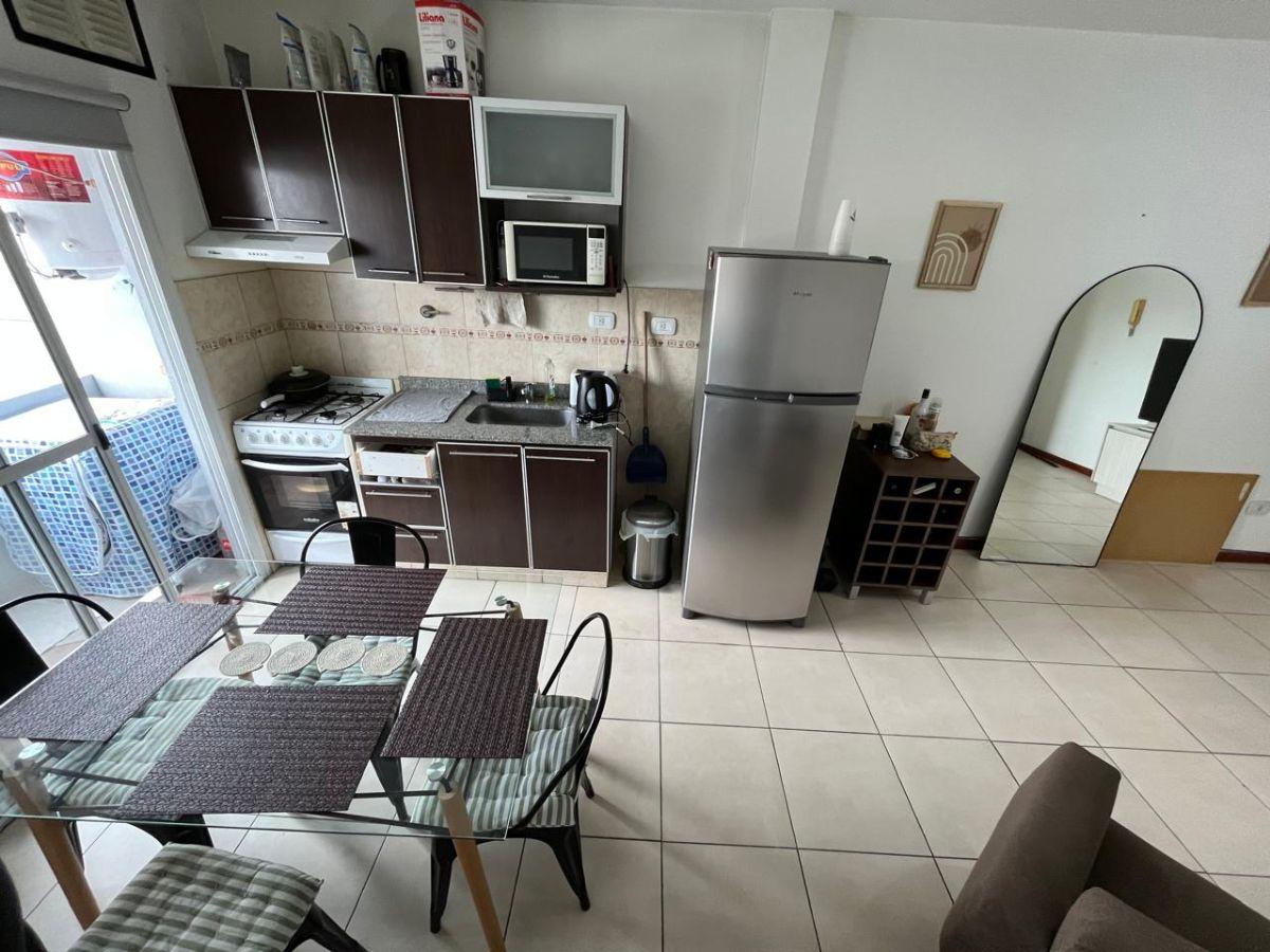 Foto de VENTA 2 AMB. SOBRE CALLE BRANDSEN, imagen 2