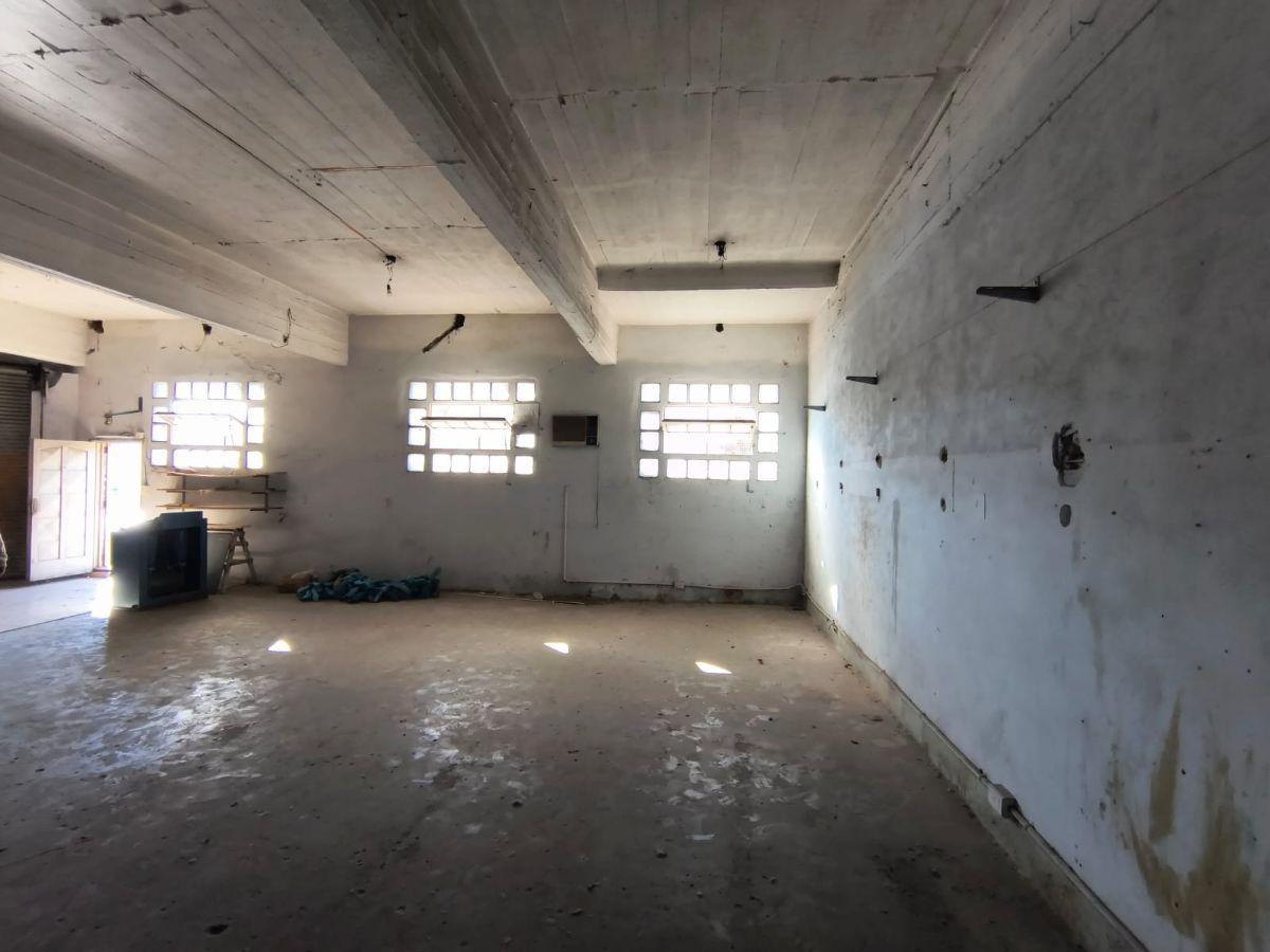 Foto de Galpón De 130m2 En Alquiler En Ramos Mejía, imagen 1