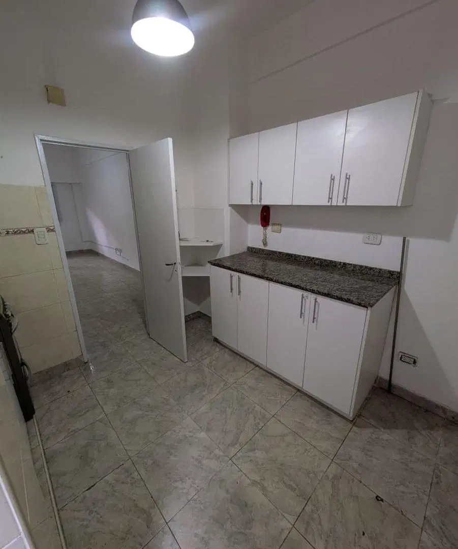Departamento de 3 ambientes en planta baja con patio 3