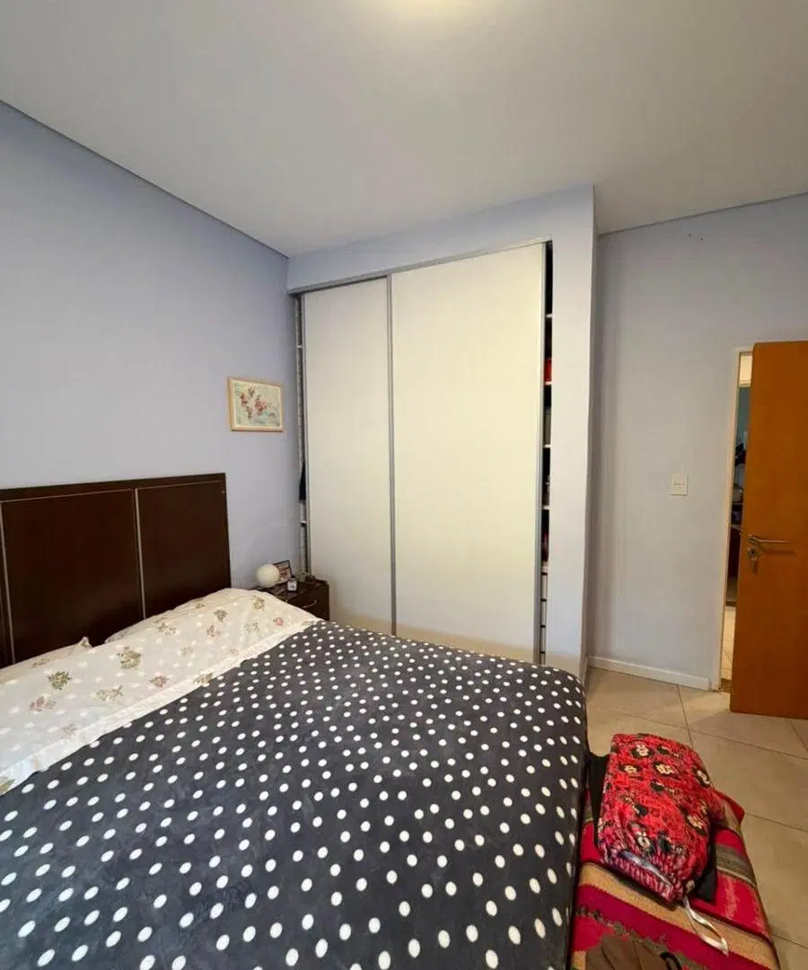 Casa de 3 ambientes en lote propio con fondo y entrada de auto 5