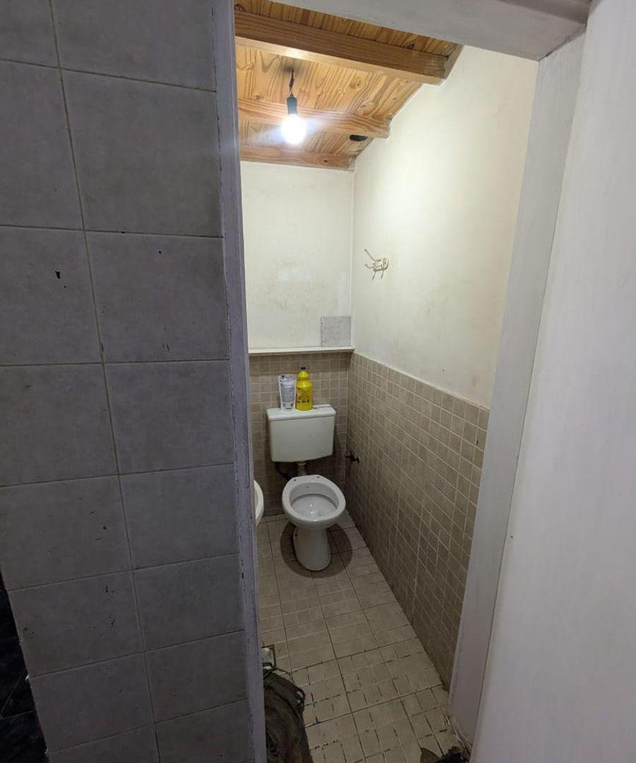 Foto de Local de 30m² sobre Avenida Eva Perón, imagen 5