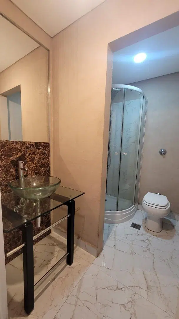 ALQ monoambiente c/balcon y SUM, apto prof,Villa del Parque 5