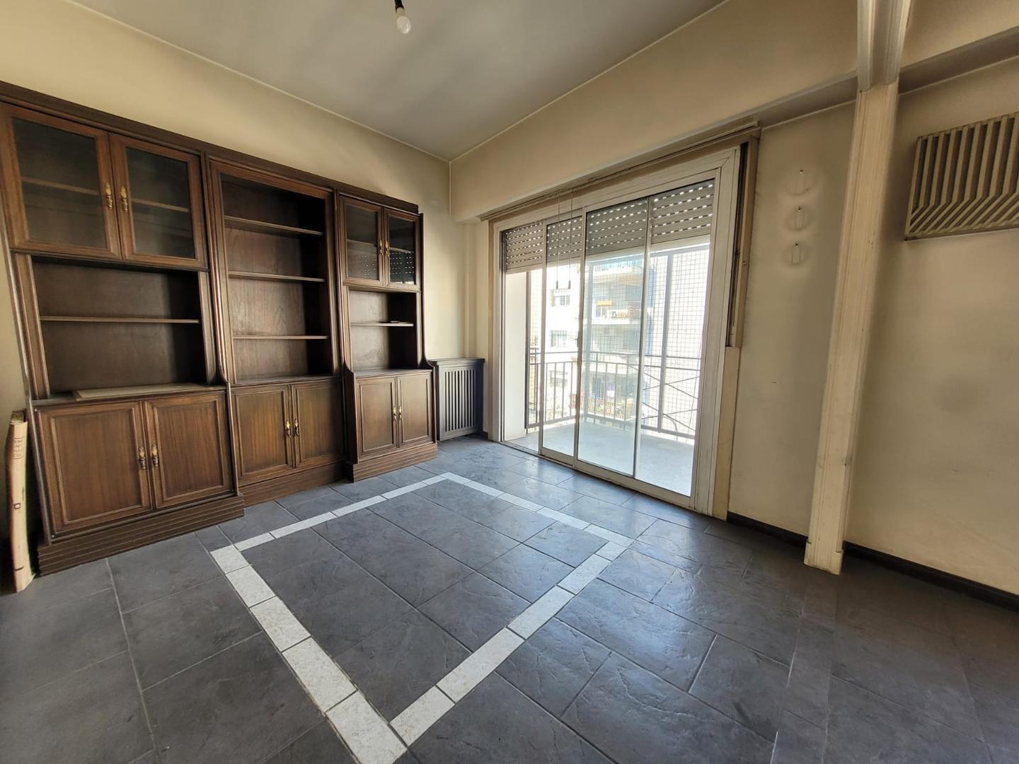 Foto de Venta 4 ambientes,balcón, APTO PROF,excelente ubic Caballito, imagen 4