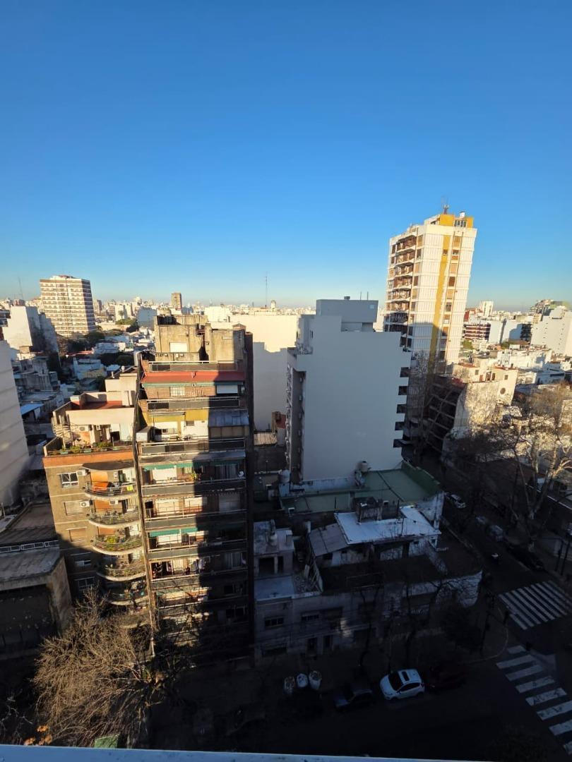 Foto de venta amplio 2 ambientes con Baulera, Almagro Caballito, imagen 3