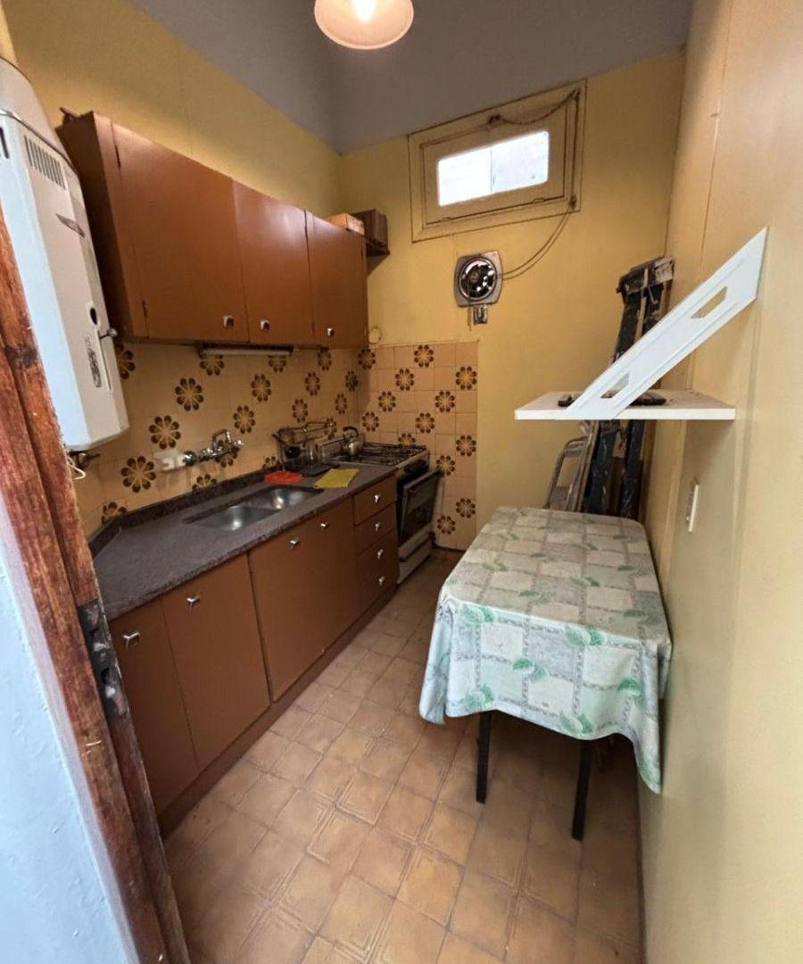 Foto de LA PATERNAL - PH SIN EXPENSAS CON 120 M2 DE TERRAZA - A REFACCIONAR, imagen 2