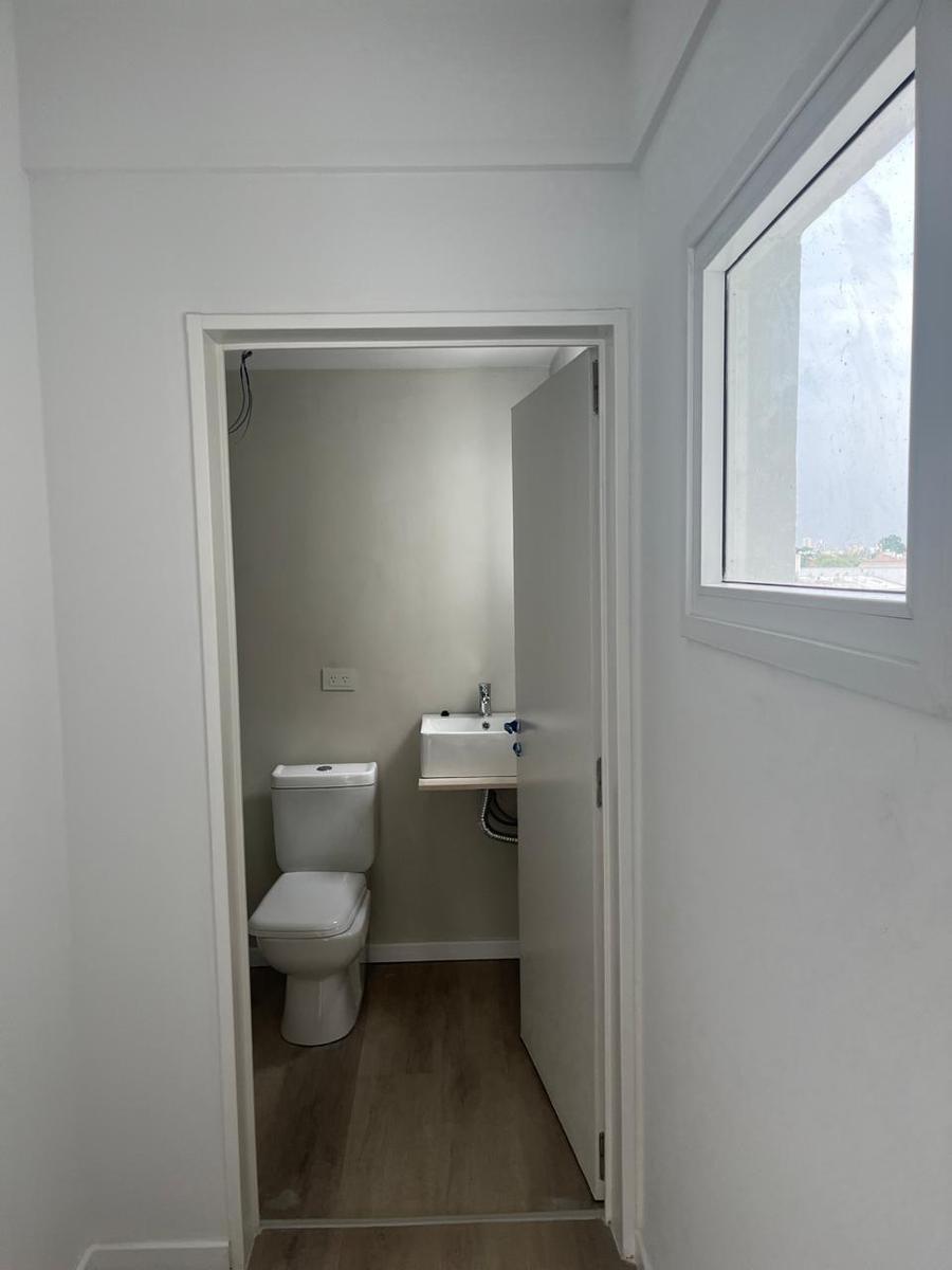 Venta Departamento - Monoambiente Divisible - Balcon Aterrazado - Kamado - Energia Solar - Toil 1