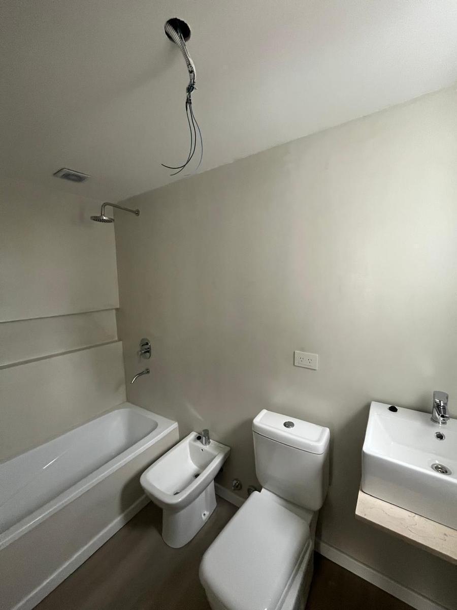 Venta Departamento - Monoambiente Divisible - Balcon Aterrazado - Kamado - Energia Solar - Toil 2