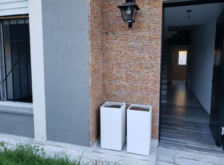 Casa 5 amb en alquiler - pileta - Versalles 3