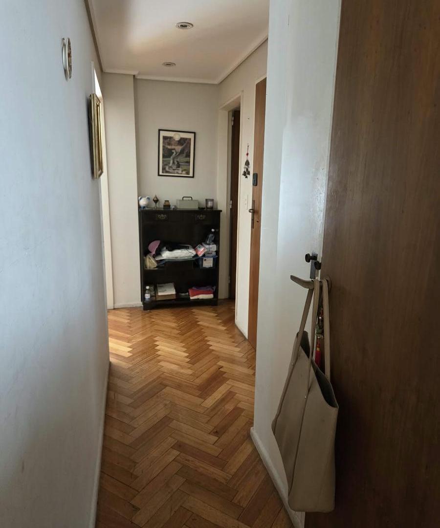 Foto de Venta departamento 4 amb con balcón y cochera en Retiro, imagen 3