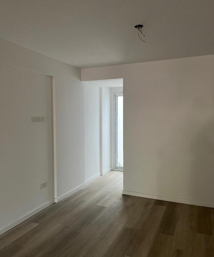 Foto de Venta Departamento - Monoambiente divisible - Balcon y patio - Kamado, imagen 2