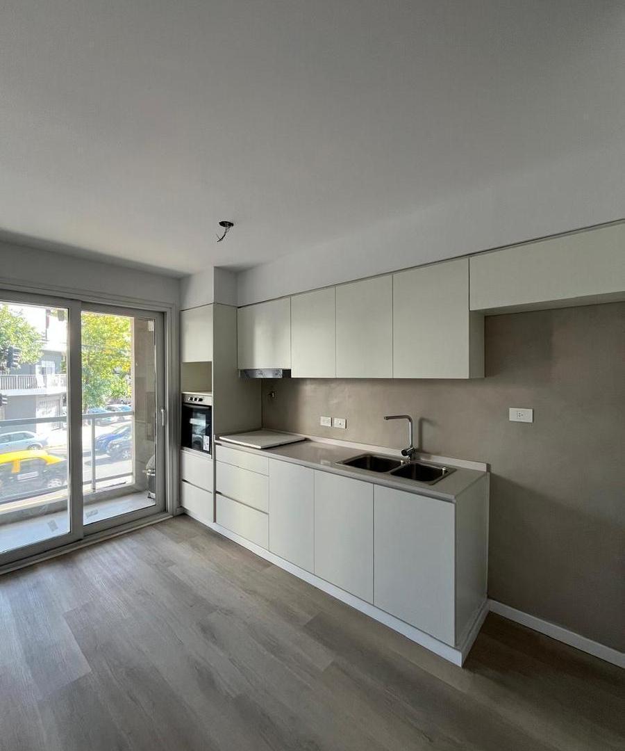 Foto de Venta Departamento - Monoambiente divisible - Balcon y patio - Kamado, imagen 3