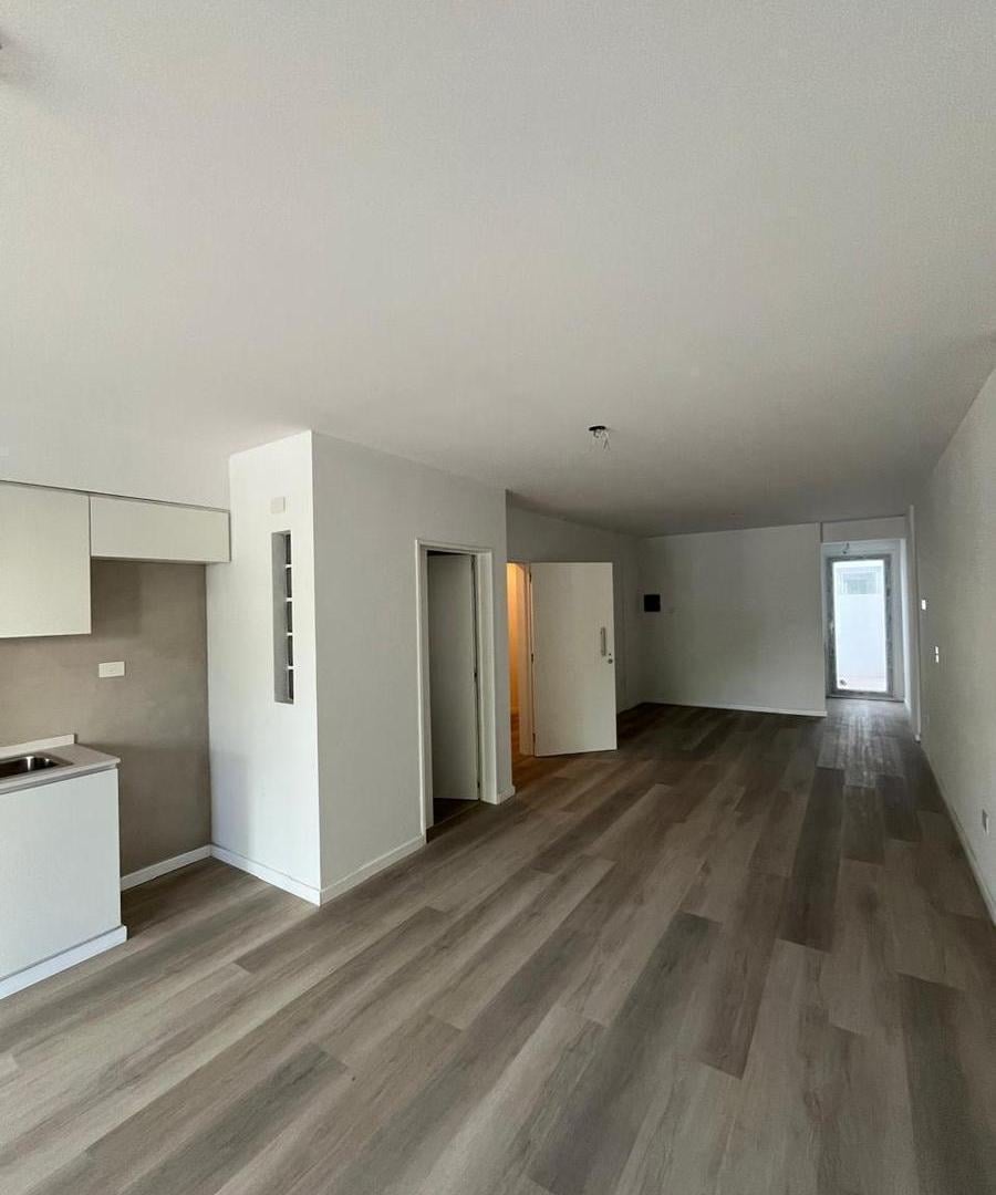 Foto de Venta Departamento - Monoambiente divisible - Balcon y patio - Kamado, imagen 4