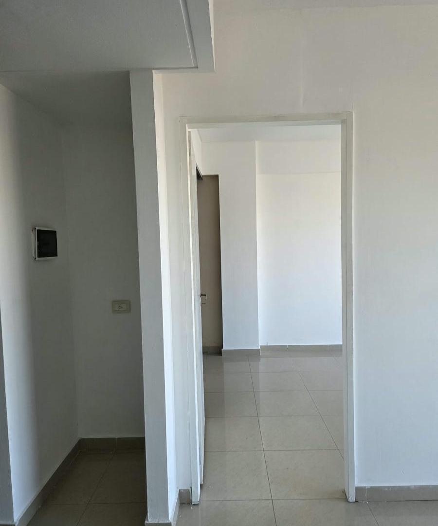 Foto de Alquiler y ó venta - 2 ambientes con balcon - Villa Real / Villa Devoto, imagen 2