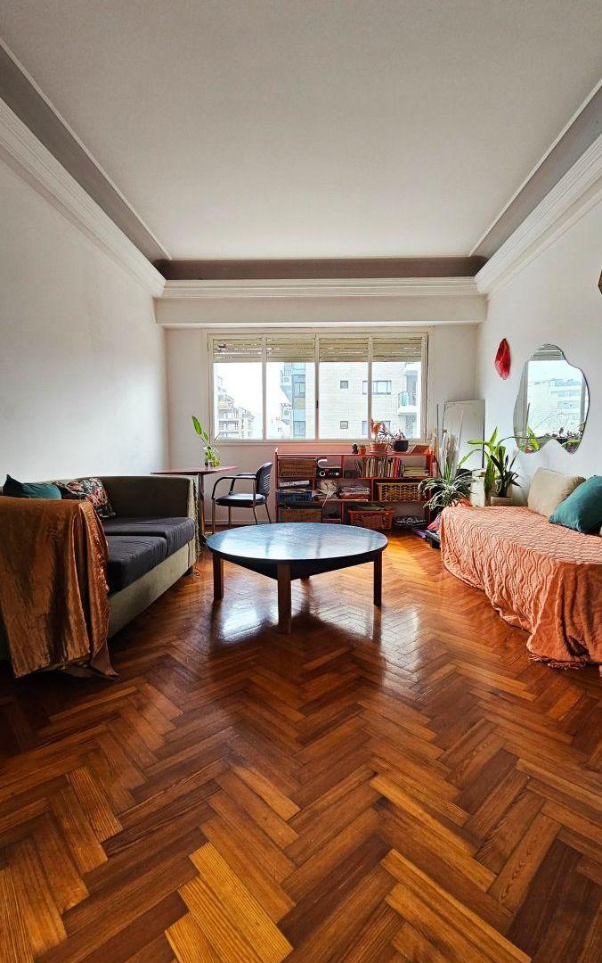 Foto de GRAN SEMI PISO DE 5 AMBIENTES EN ESQUINA SUPER LUMINOSO – MUY AMPLIO, imagen 3