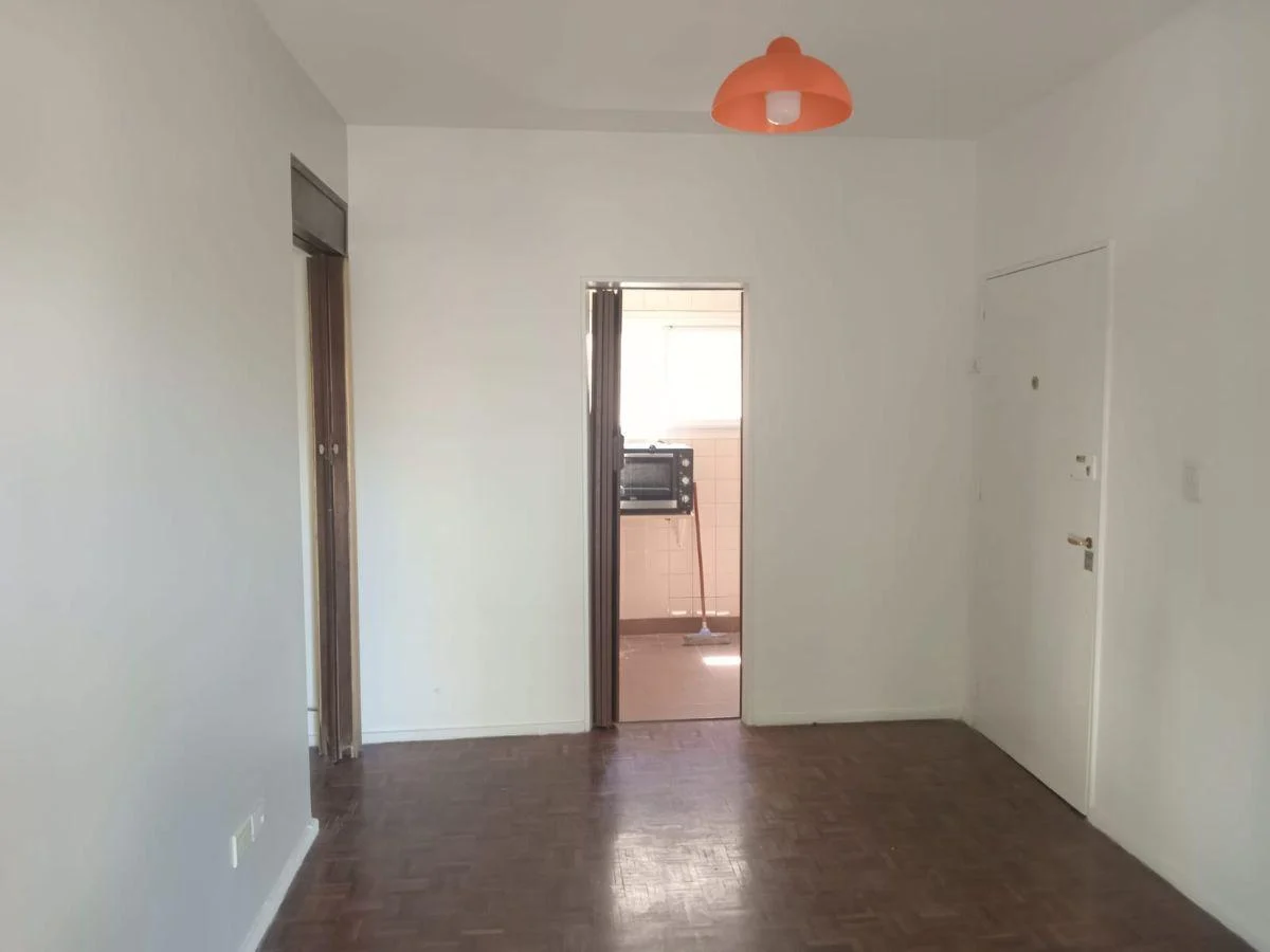 Foto de DEPTO DE 3 AMB AL FRENTE CON BALCÓN CORRIDO – 1° X ESCALERA - Honduras, imagen 5