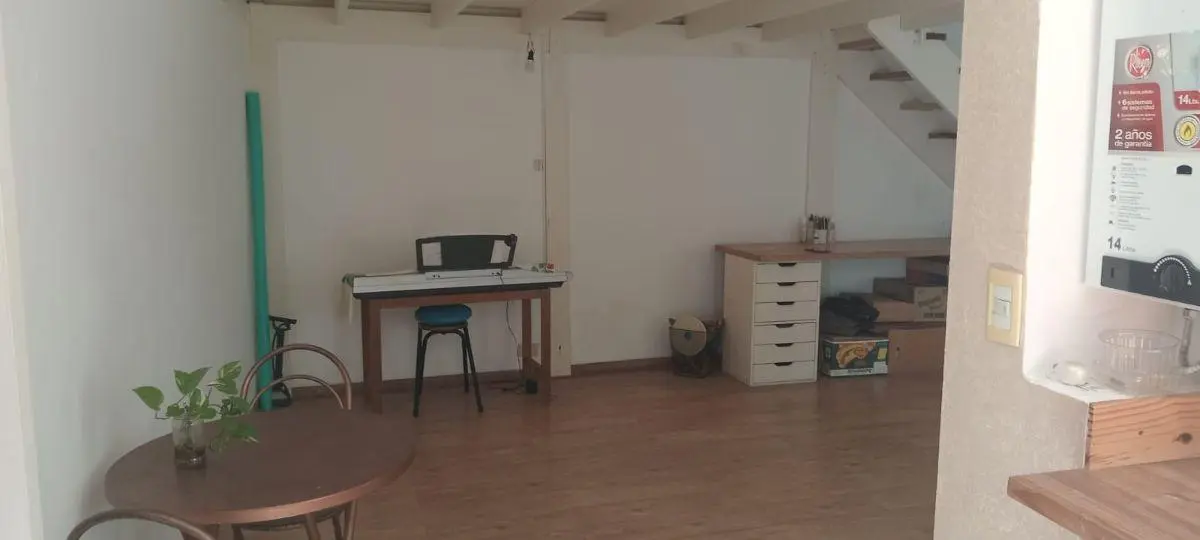 EXCELENTE PH TIPO DUPLEX 2 AMB C/PATIO. BAÑO Y TOIL. VESTIDOR. S/EXPEN RECICLADO. C. Arenal al 3400 3