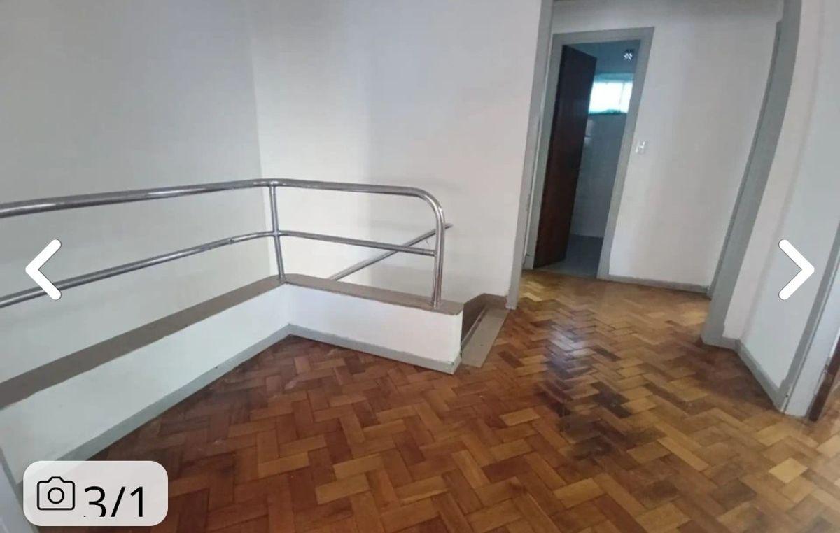 Foto de SOLO PARA USO COMERCIAL- PROFESIONAL PH DE 5 AMB + HALL - SIN COCINA, imagen 5