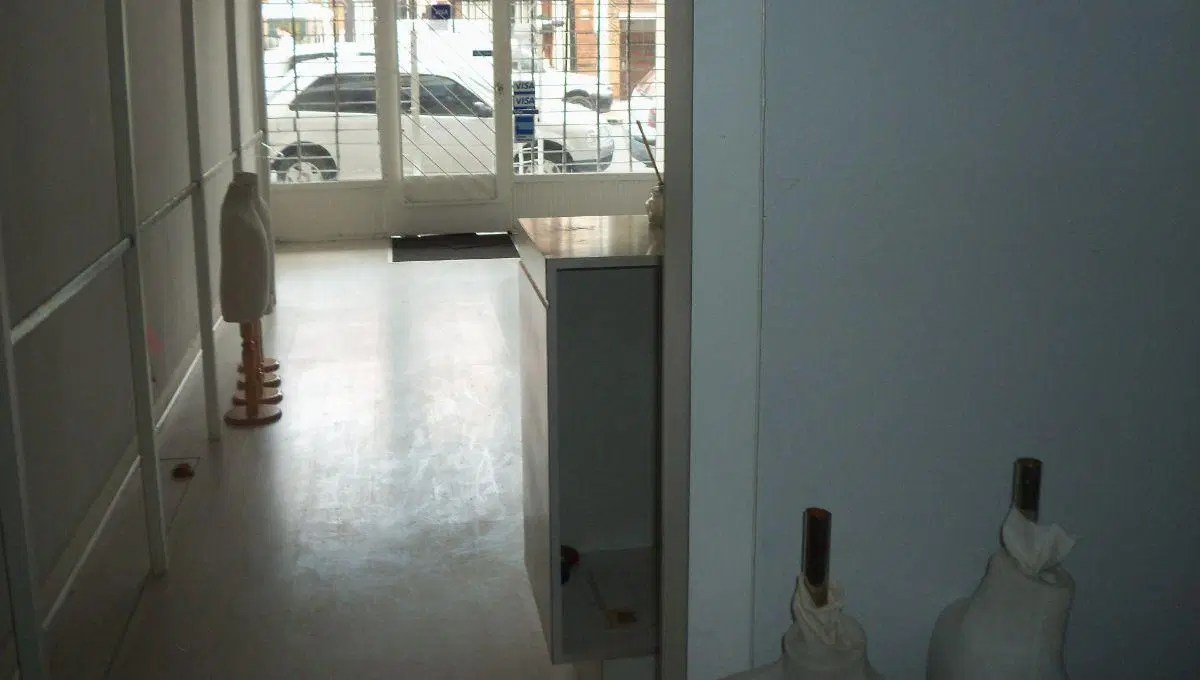 LOCAL DE 3 X 11 - ZONA DE OULET 4