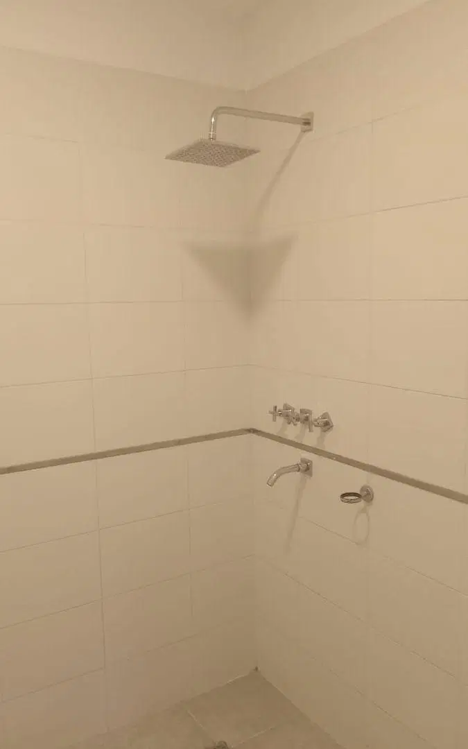 PH EN 1° PISO POR ESCALERA DE 2 AMB CON BALCON Y TERRAZA PROPIA – A NUEVO IMPECABLE - Loyola al 1500 5