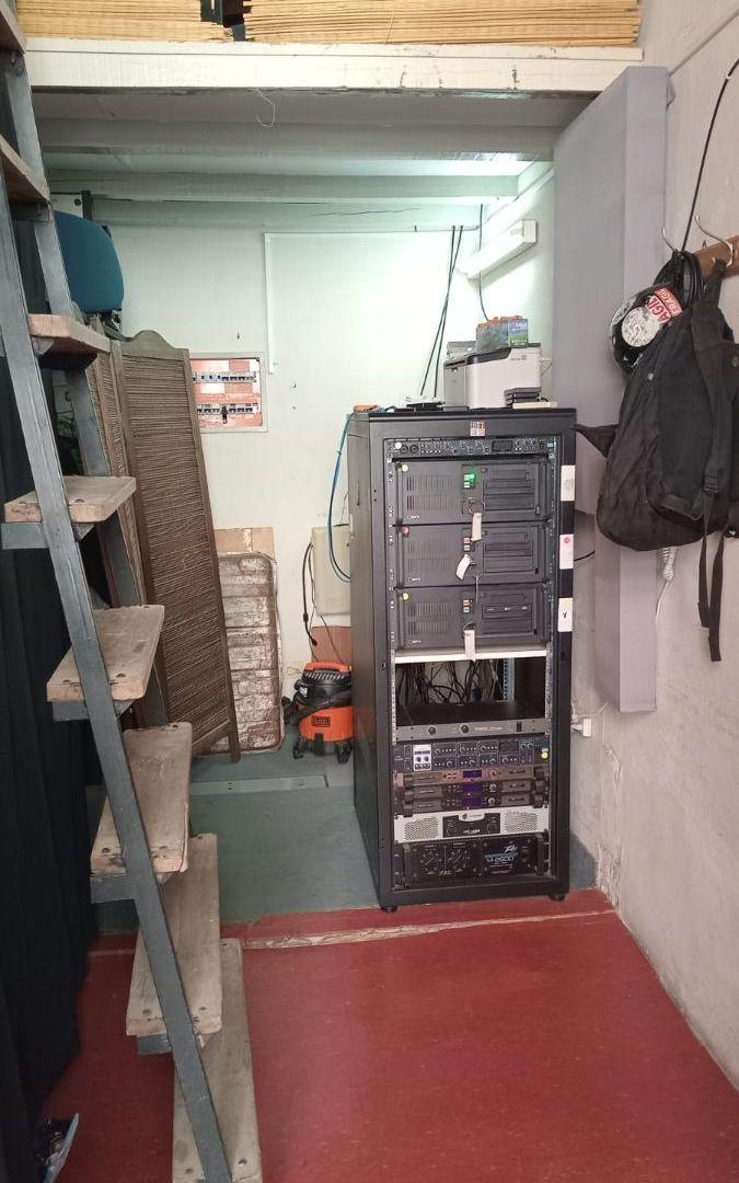 Foto de INMUEBLE PARA USO COMERCIAL CON 7 ESPACIO Y GRAN TINGLADO AL FONDO – 2, imagen 3