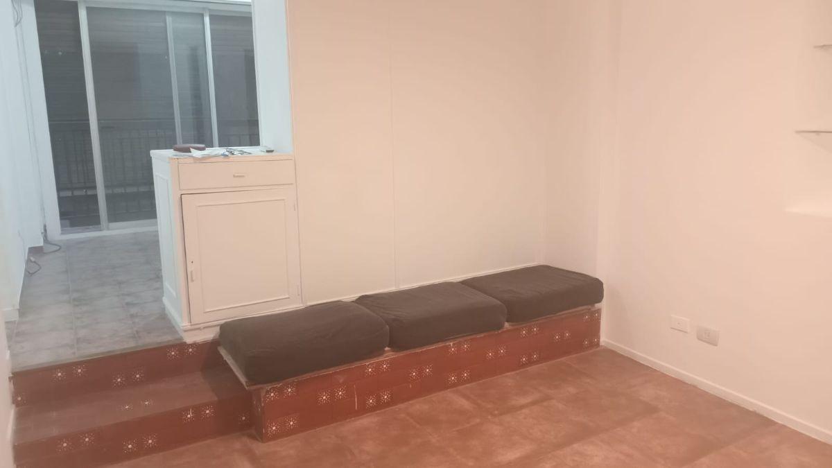 Foto de DEPTO DE 2 AMBIENTES - EXCELENTE UBICACION -Paraguay 3400, imagen 5