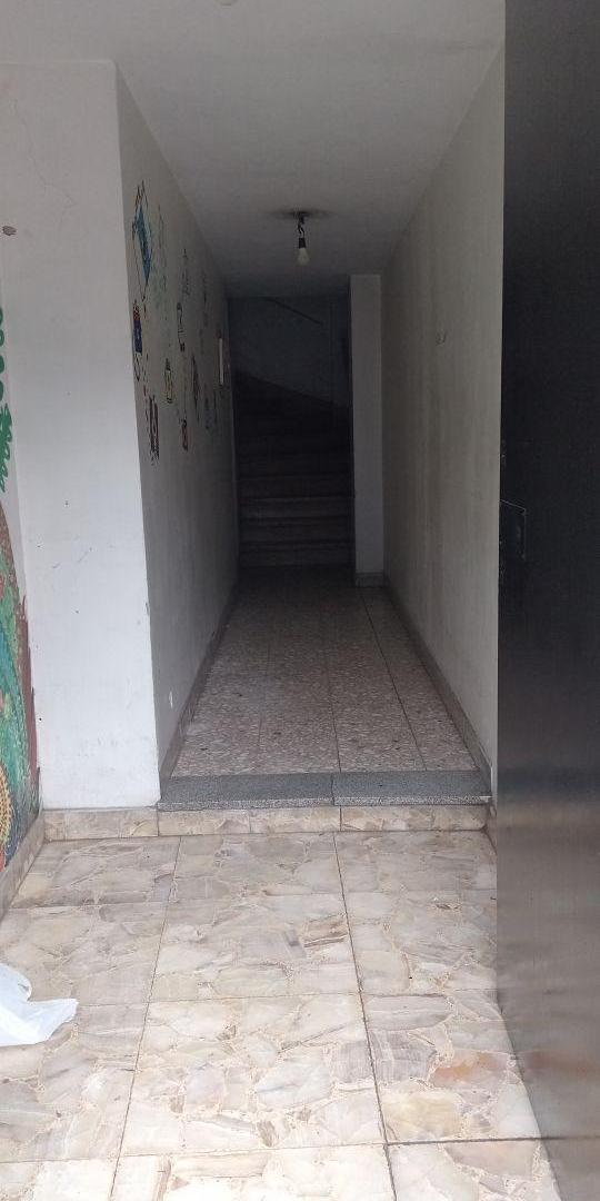 Foto de PH DE 5 AMBIENTES SOLO PARA USO COMERCIAL – SIN EXPENSAS - Gorriti y, imagen 2