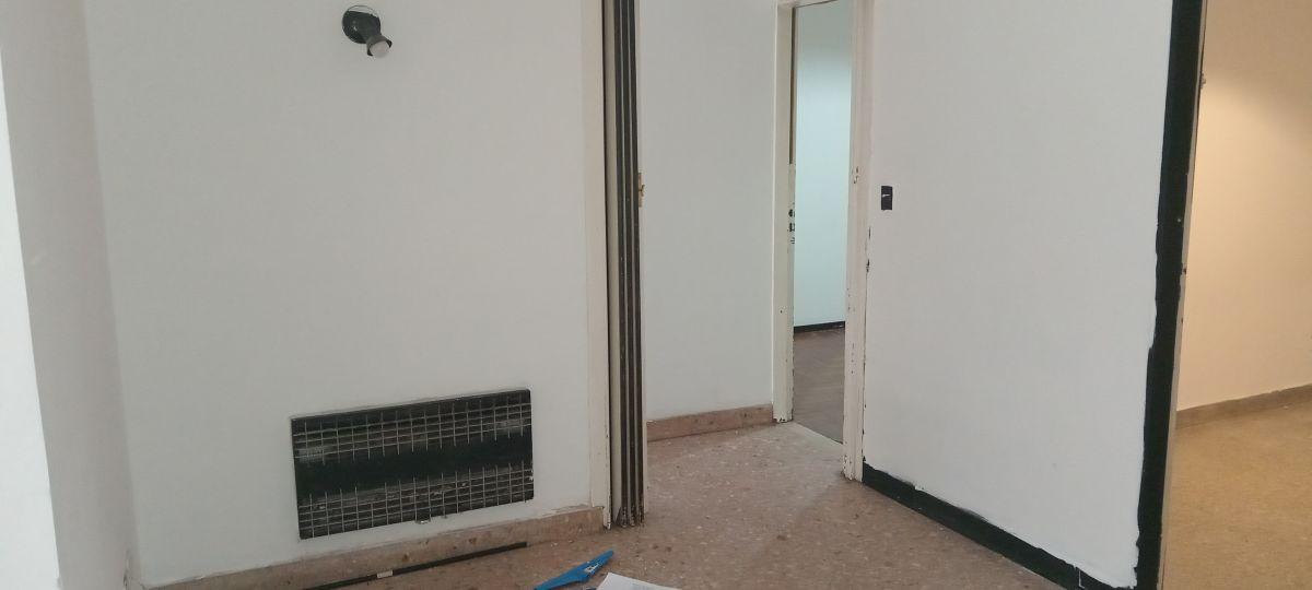 Foto de PH DE 5 AMBIENTES SOLO PARA USO COMERCIAL – SIN EXPENSAS - Gorriti y, imagen 4