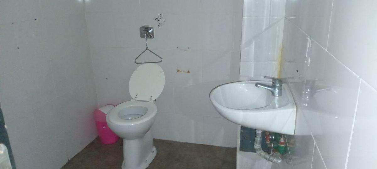 Foto de EXCELENTE LOCAL DE 8.20 X 26 IDEAL GASTRONOMIA - Gorriti 5600, imagen 4