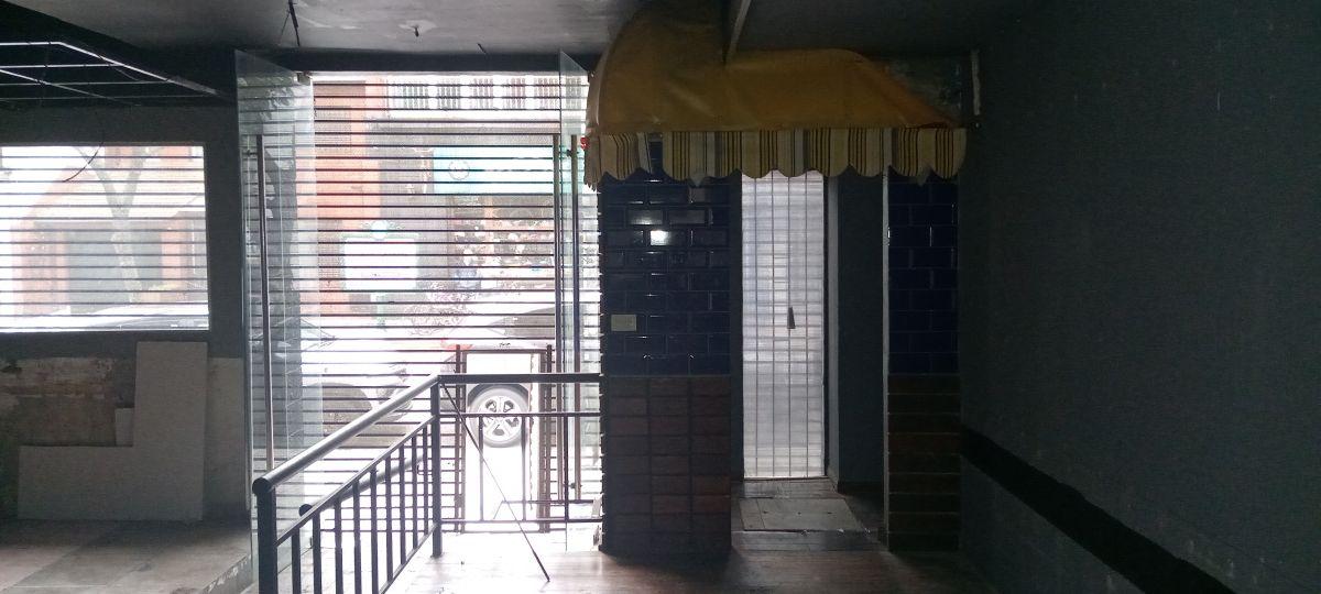 Foto de EXCELENTE LOCAL DE 8.20 X 26 IDEAL GASTRONOMIA - Gorriti 5600, imagen 2