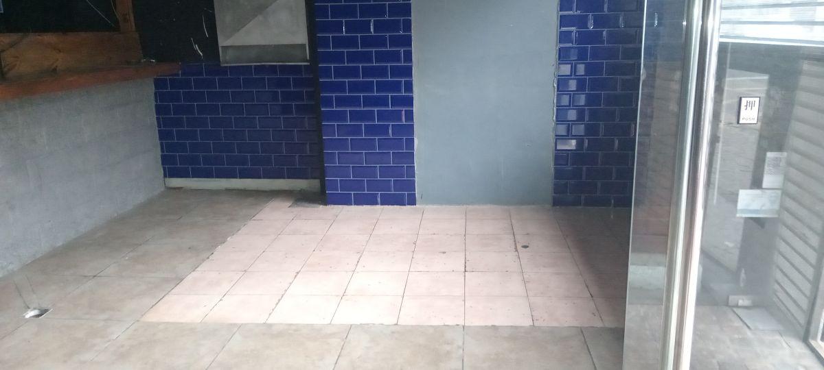 Foto de EXCELENTE LOCAL DE 8.20 X 26 IDEAL GASTRONOMIA - Gorriti 5600, imagen 1